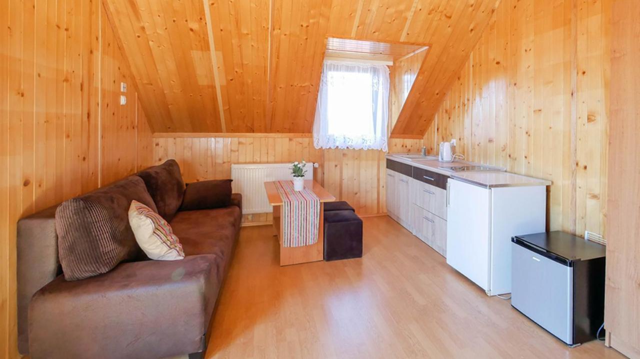 Aparts Care Letnia Sielanka Sianozety Exterior foto
